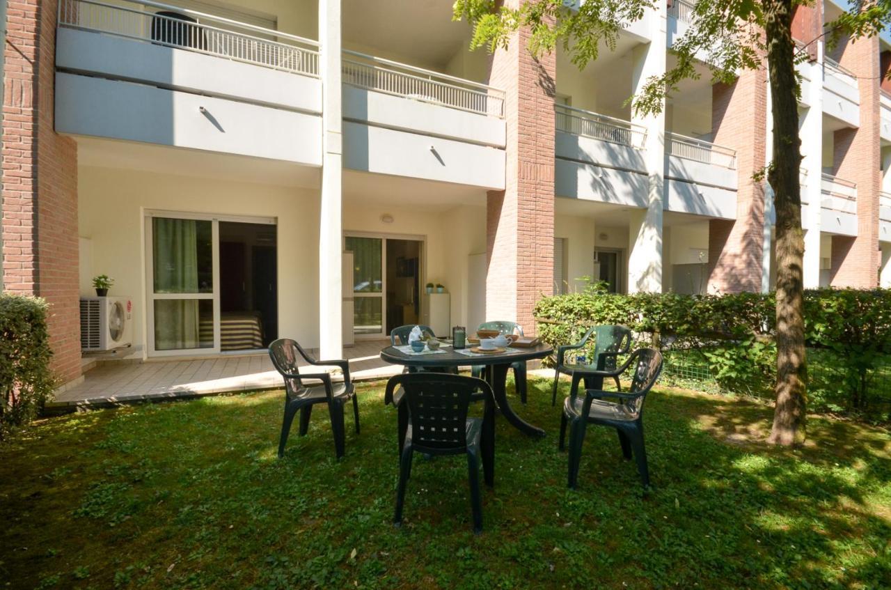 Residenza Al Parco Aparthotel Μπιμπιόνε Εξωτερικό φωτογραφία